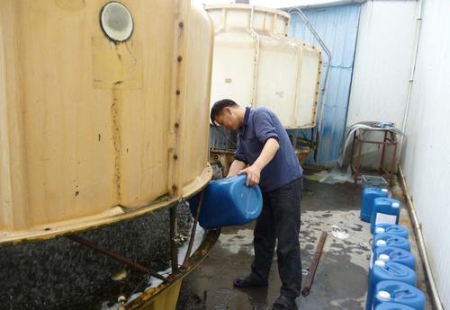 冷却塔浮水