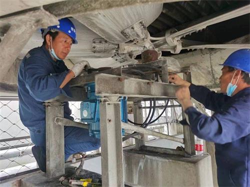 冷却塔风机噪声控制 <a href=http://www.szkangming.com/tags/23_0.html target=_blank class=infotextkey>冷却塔风机</a>噪声控制