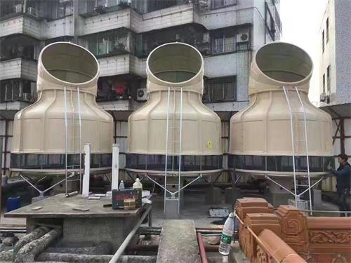 降低<a href=http://www.szkangming.com/tags/10_0.html target=_blank class=infotextkey>冷却塔噪音</a>