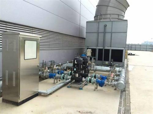 闭式冷却塔和蒸发式冷凝器 <a href=http://www.szkangming.com/tags/1_0.html target=_blank class=infotextkey>闭式冷却塔</a>和蒸发式冷凝器